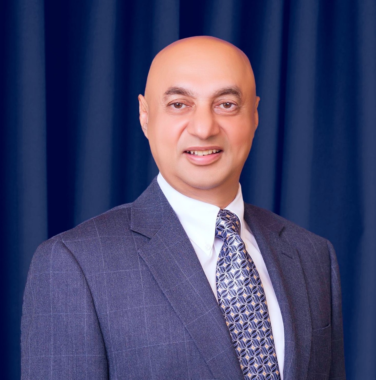 Dr. Dawood Nasir